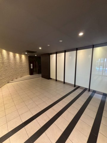 アーデン谷町のロビー