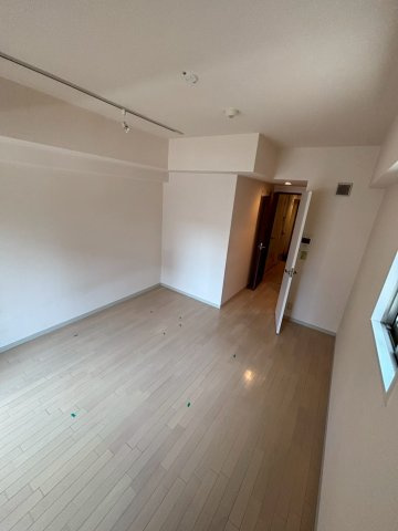 アーデン谷町の居間・リビング