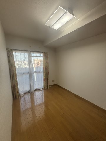 キングマンションアンティオーネ御幣島イーストヴェールの寝室