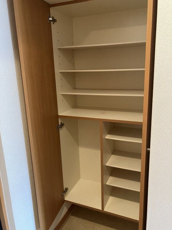 ソレイユ六本松の収納