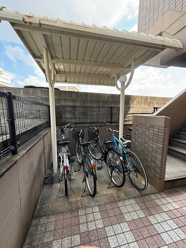 セレーノ県庁前の外観