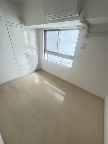 アーバネックス三宮磯辺通の寝室