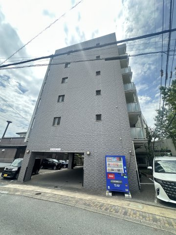 シャルマンビオスの外観