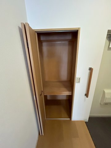 ＵＲＫＯＢＥ・岡本4号棟の収納