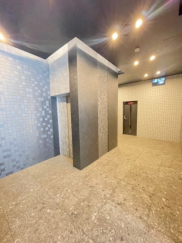 MODERN ASPIRATION平尾駅前のロビー