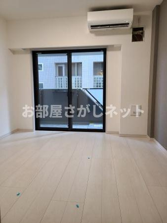 KDXレジデンス池袋ウエスト【おとり物件なし】#学生・社会人にオススメ！初期費用分割払いOK！の居間・リビング