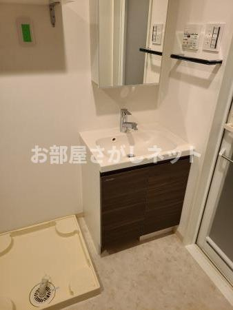KDXレジデンス池袋ウエスト【おとり物件なし】#学生・社会人にオススメ！初期費用分割払いOK！の洗面所