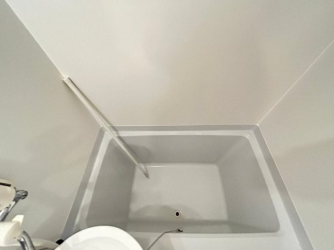 レオパレスアーデルⅠの浴室|落ち着いた空間のお風呂です