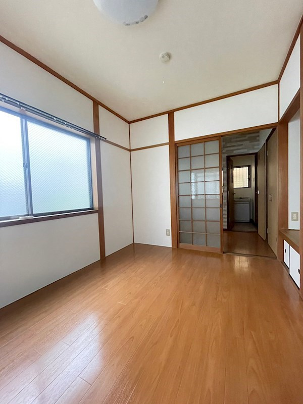 久保町3丁目戸建の居間・リビング