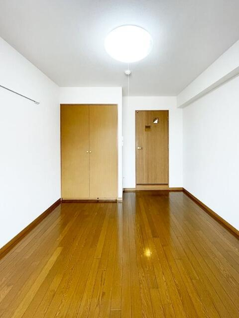 メインステージ不動前の内装
