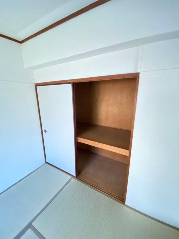 新堂マンションの収納