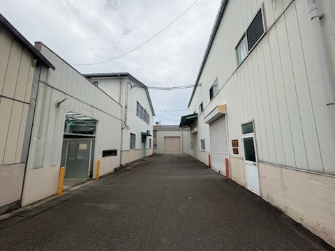 貸倉庫・事務所　小山市城東の外観