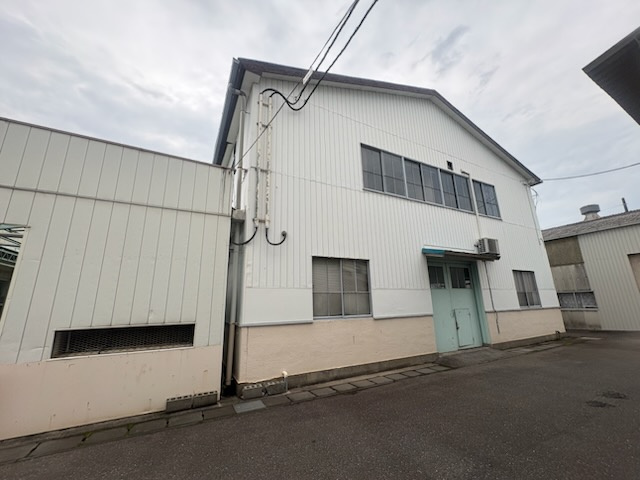 貸倉庫・事務所　小山市城東の外観