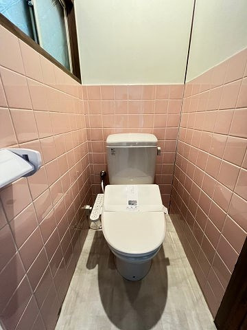 西立花町2丁目戸建貸家（31-78）のトイレ