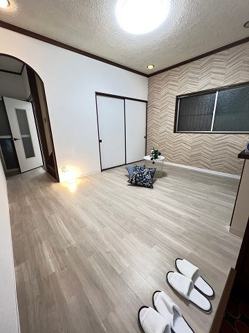 西立花町2丁目戸建貸家（31-78）の居間・リビング