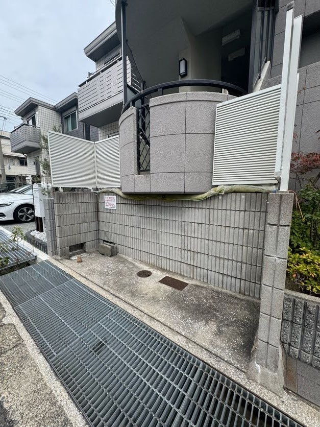 ローレル須磨月見山の外観