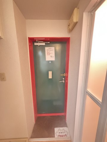 彩華Ⅰの玄関