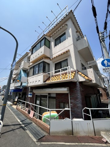 パティオ園田の外観