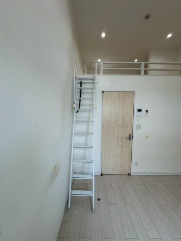 ユースビレッジ神戸長田の居間・リビング