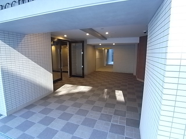 バックス神戸WESTの外観