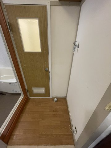御崎北ビルの玄関