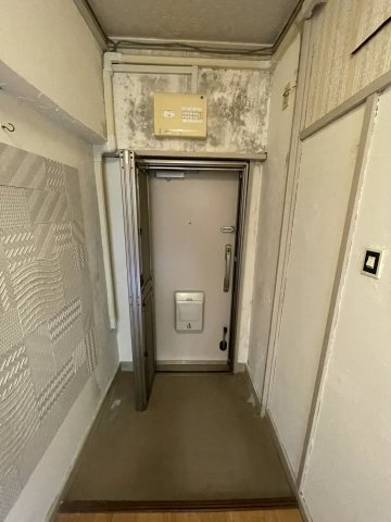 御崎北ビルの玄関