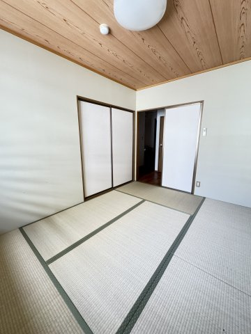 ハイツ平成の和室