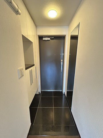 リーデンススクエア松屋町の玄関