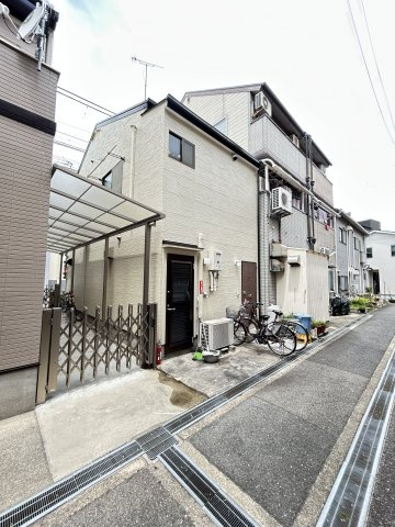 松井貸家の外観