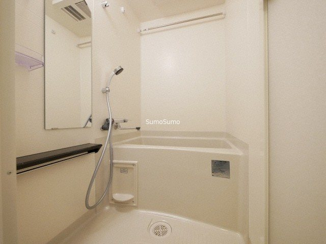 プレサンスOSAKA DOMECITY クロスティの浴室