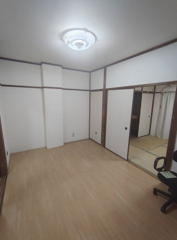 福住マンションの居間・リビング