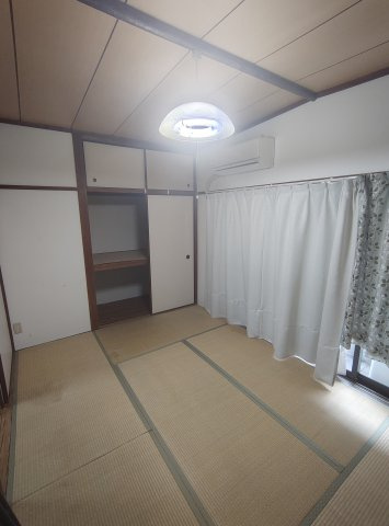 福住マンションの寝室