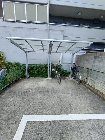 南武庫之荘ハイツ1号の外観