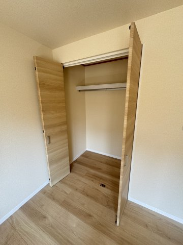 鷲尾ハイツＢの収納