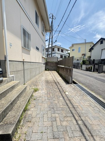 鷲尾ハイツＢの外観