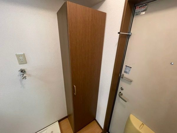 シャンブル一之江Xの玄関