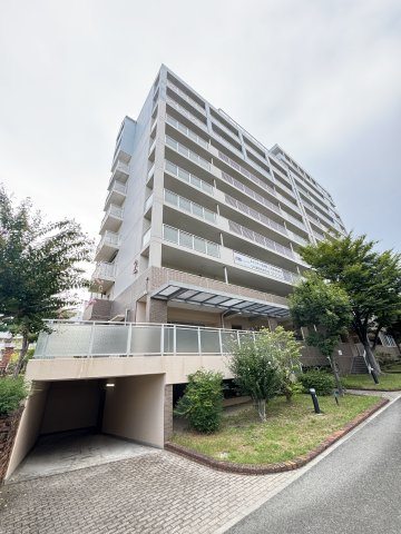 ルネシティ脇浜町２号棟の外観