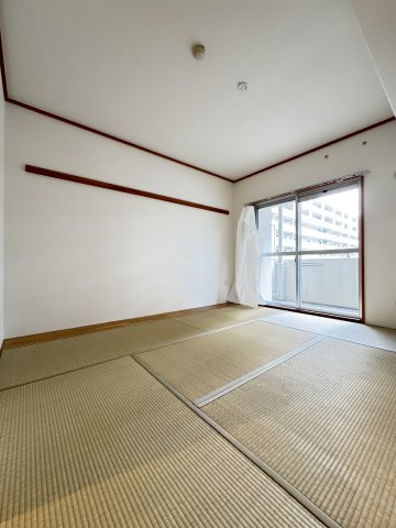 ルネシティ脇浜町２号棟の寝室