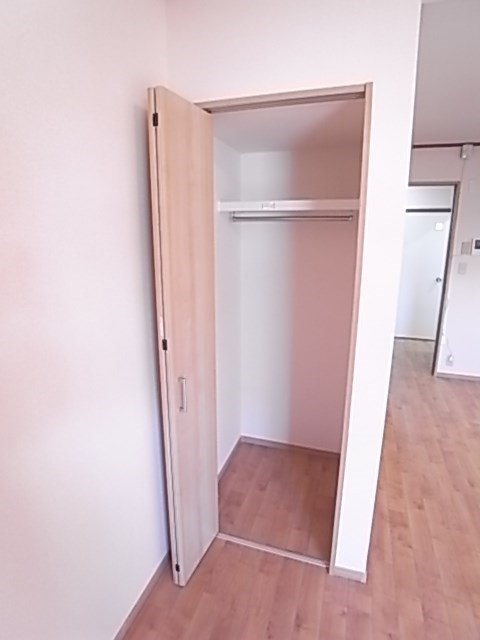 御園2丁目テラスハウスの収納|大きなスペースがあり、収納には困りません