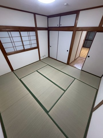 芦屋市朝日ケ丘町戸建の和室