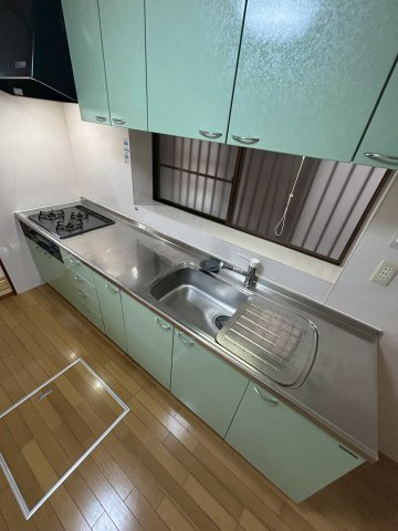 芦屋市朝日ケ丘町戸建のキッチン