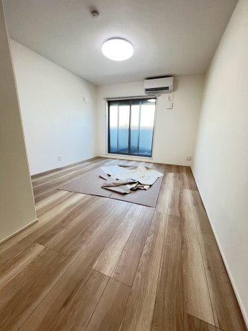 フジパレス西宮甲東園Ⅱ番館の居間・リビング