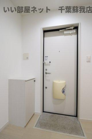 BRIX葛城の玄関|明るい玄関です