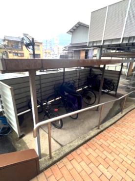 黒原スカイマンション（A-28）の駐輪場