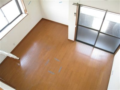メゾンKT21 66の居間・リビング