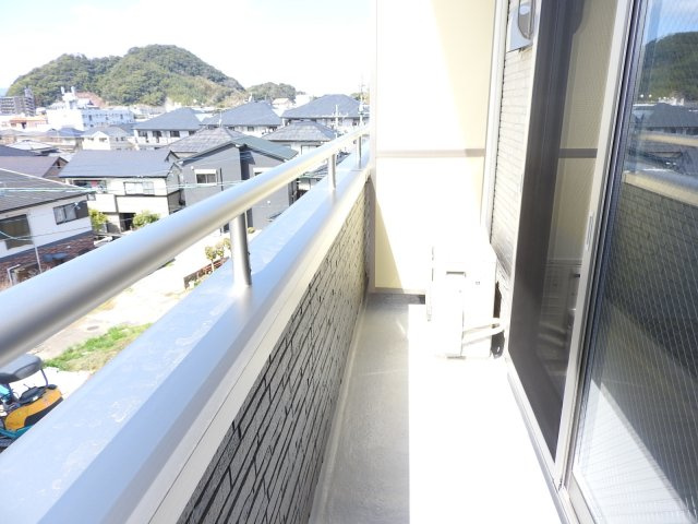 Signpost長与のバルコニー