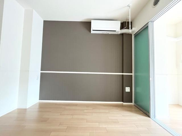 エルシオンⅡの居間・リビング|アクセントクロス仕様