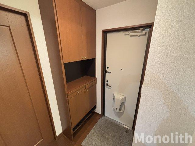 クレールＥ棟の玄関