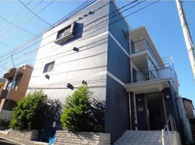 【外観】 | クアトロN | 鉄筋コンクリート造のがっちりとした建物。