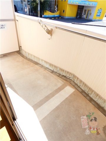 アンビエント大元南のバルコニー